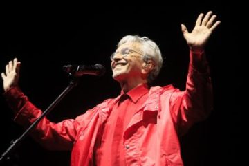 Melodias inexploradas ecoam dentro de Caetano Veloso
